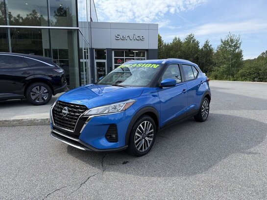 2024 Nissan Kicks Play 2024 Blue